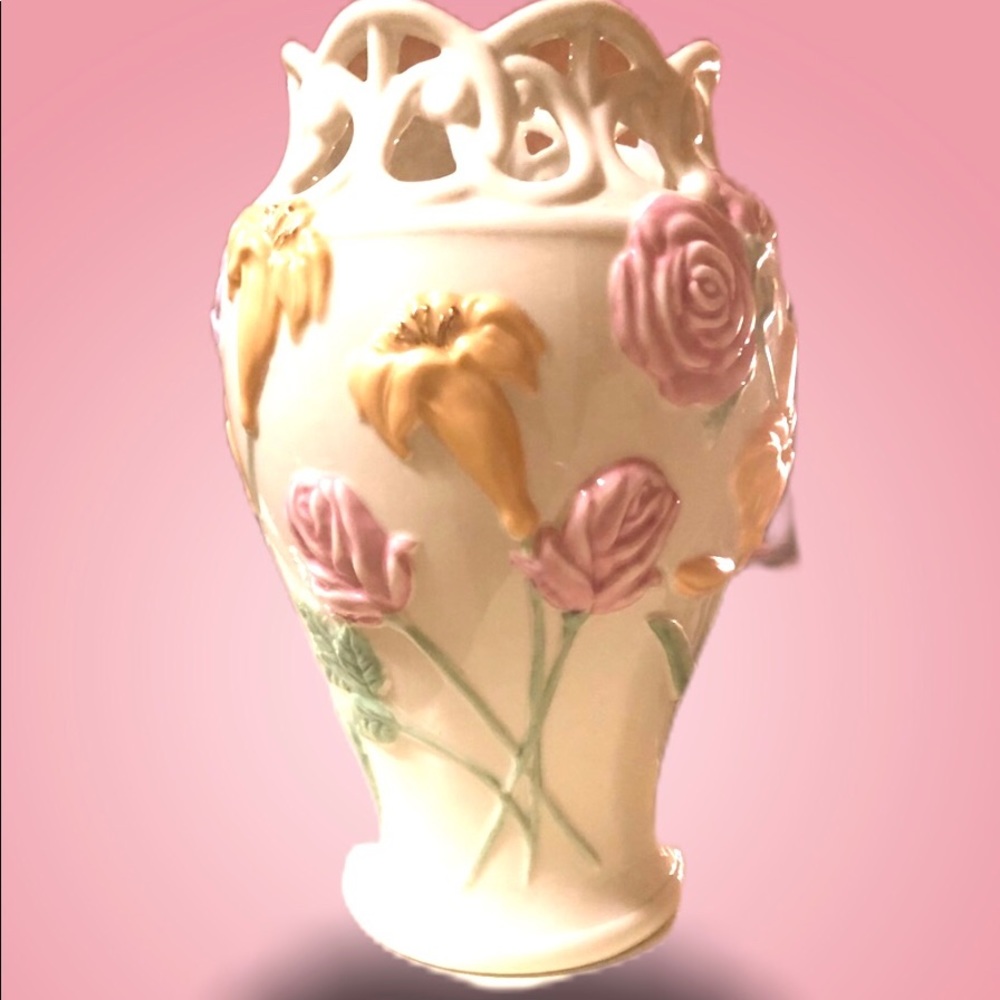 Lenox Vase Spring Theme